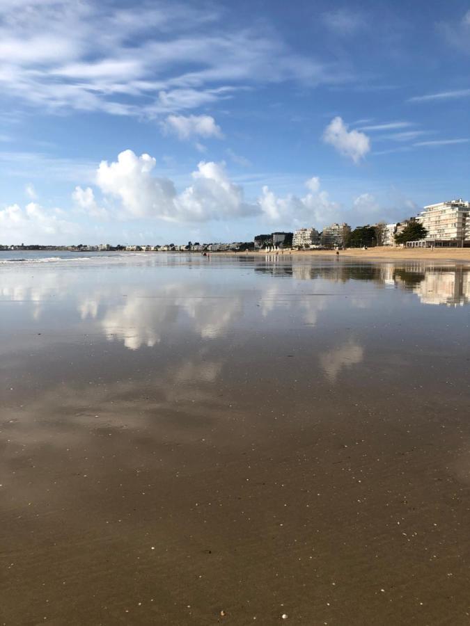 Dans La Colibri, * La Baule-Escoublac